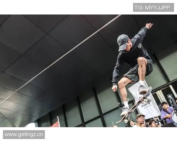 杭州滑板队创下耐力新纪录引发热议滑板运动再攀高峰